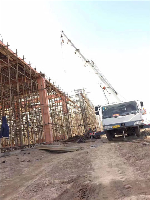 九原区25 吨、50 吨吊车怎么选？多大重量 / 半径适合对应车型？